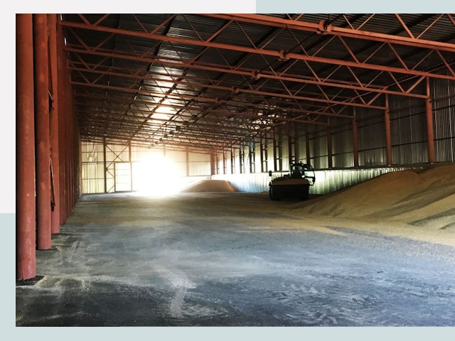 Строительство зернохранилищ в Мегионе