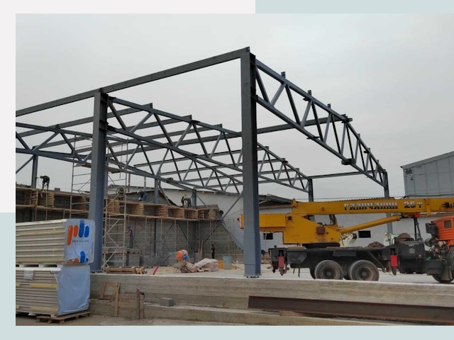 Строительство цехов в Мегионе