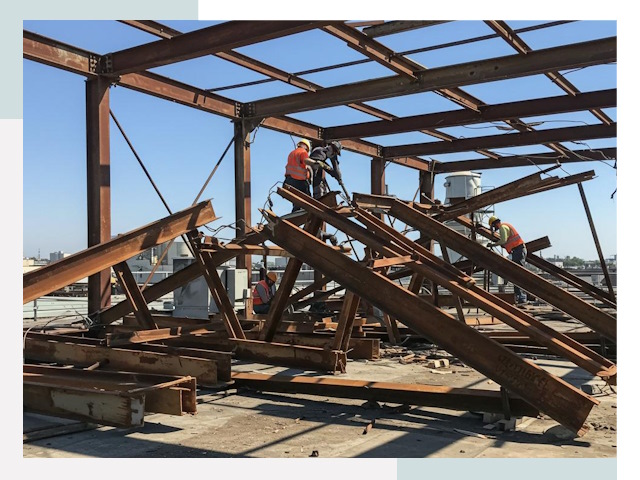 Демонтаж металлоконструкций в Мегионе от 626 руб.