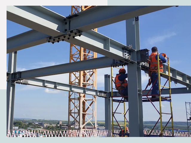 Монтаж металлоконструкций в Мегионе